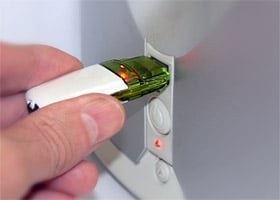 how to unlock a write protected pen drive easily 1
